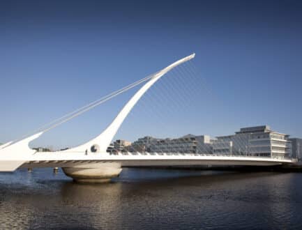 Samuel Beckett Bridge_master